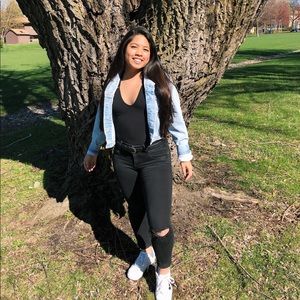 Meet your posher, Nicole